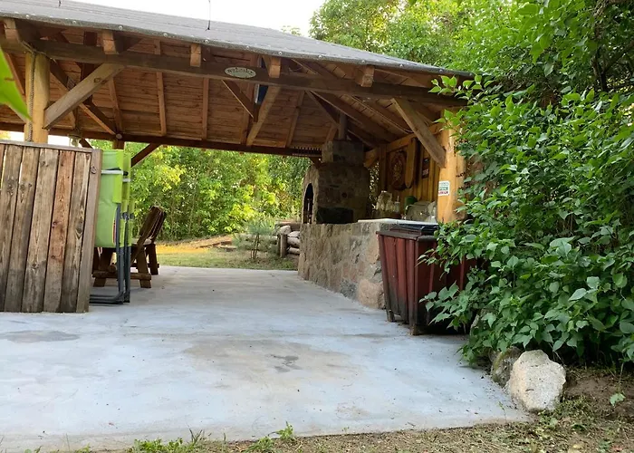 Pod Papugami Hytte *